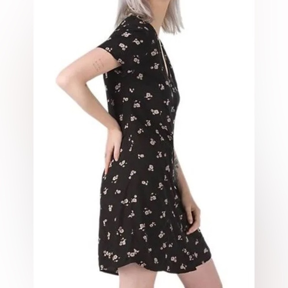 Vans Black Floral Button Front Resort Sun Dress Sz: Med